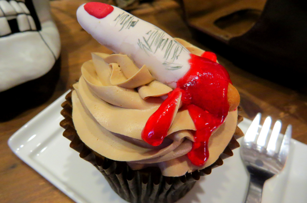 monster_cupcake-cafe-aussie-travel-1-du-lich-han-quoc